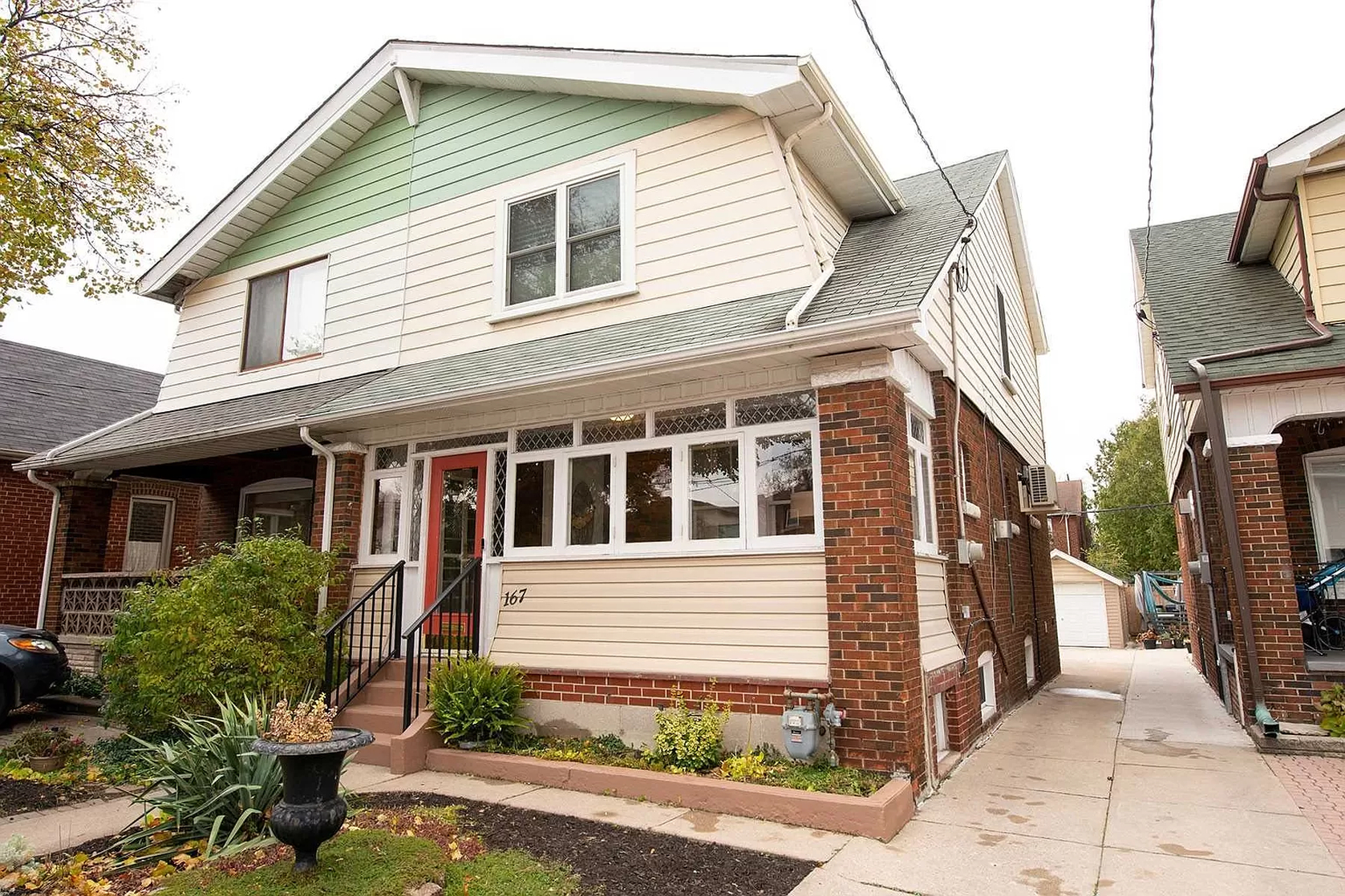 167 Mortimer Ave, Toronto, ON M4J 2C4