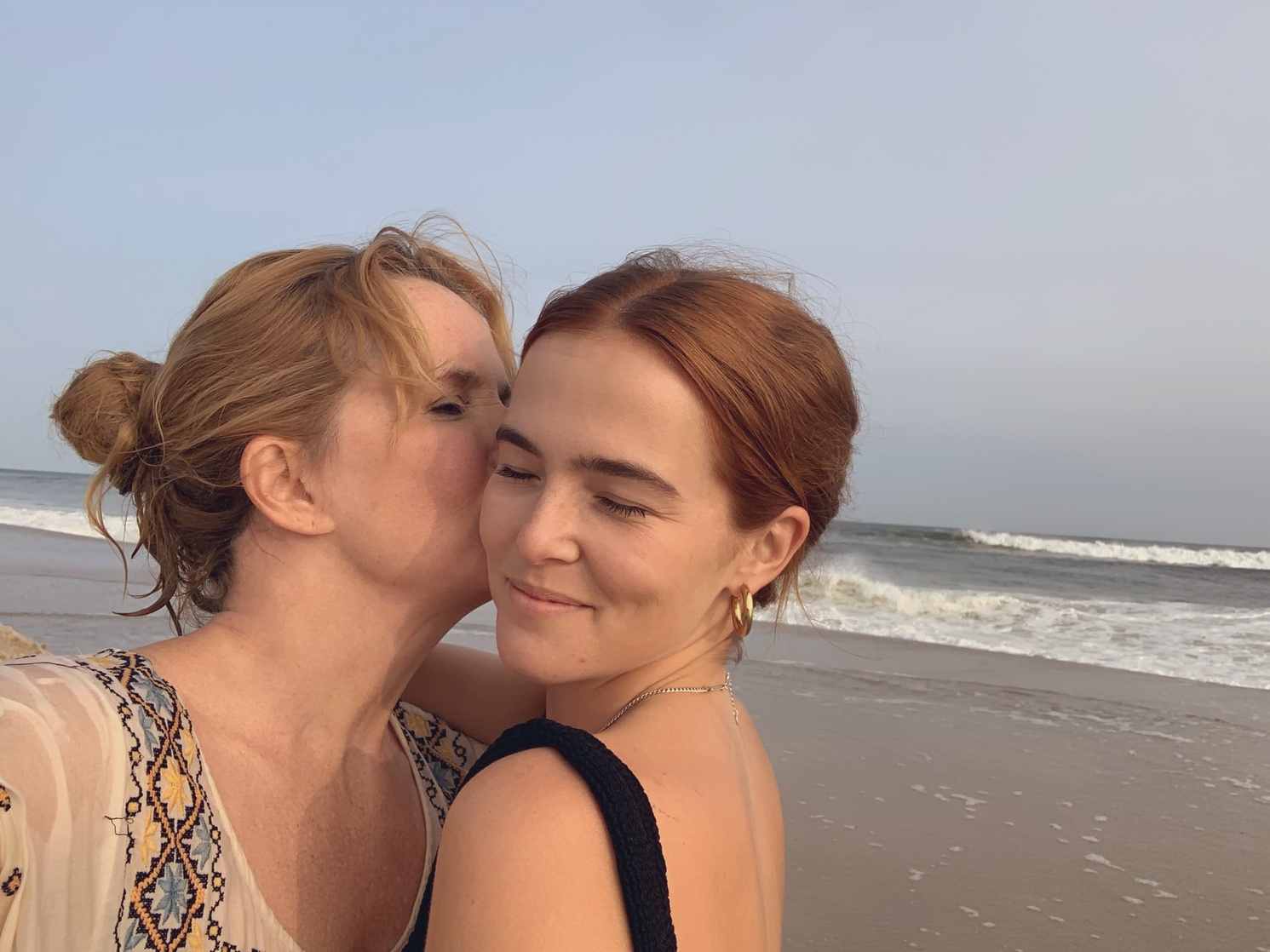 Zoey Deutch Zoey Deutch