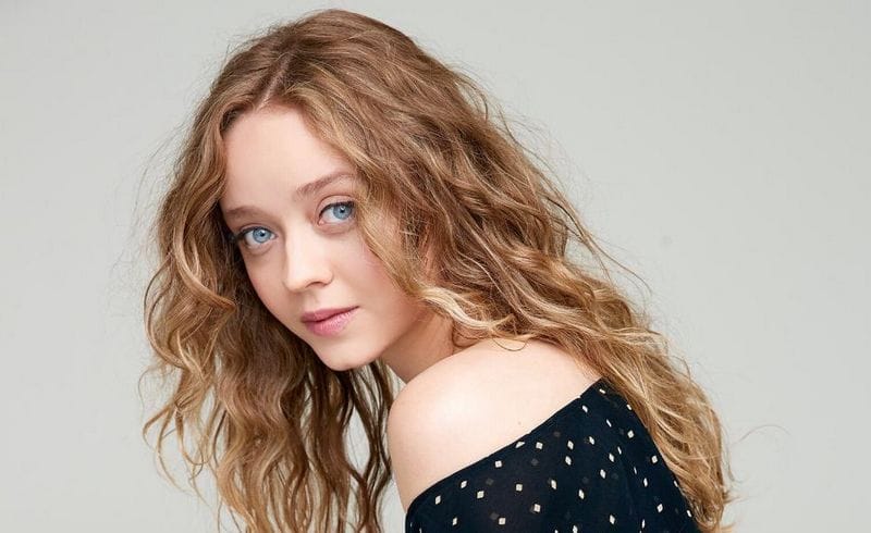 Madeleine Arthur