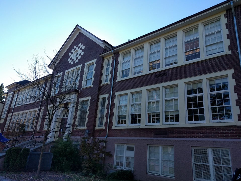 Picture of Kerrisdale Elementary School