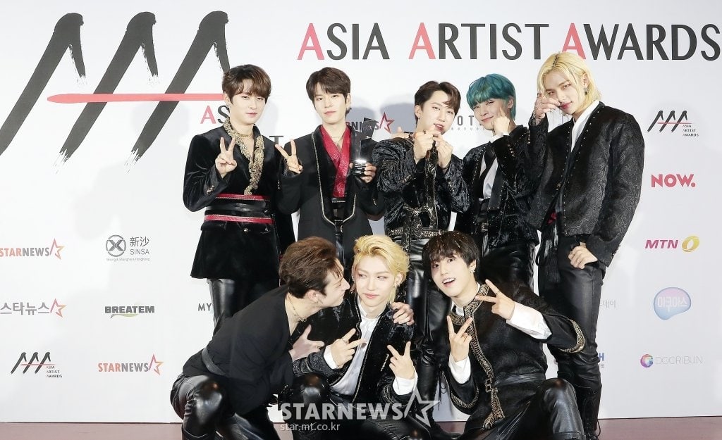 Stray Kids