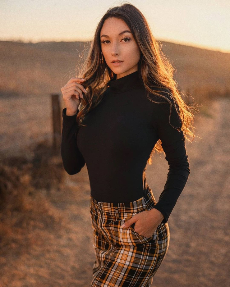 Picture of Cailey Lonnie(01)