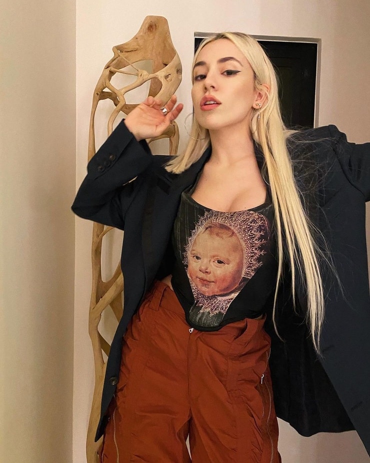 Picture of Ava Max