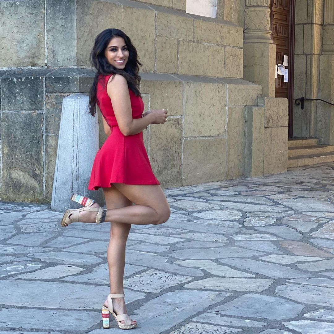 Simmi Singh Simmi Singh
