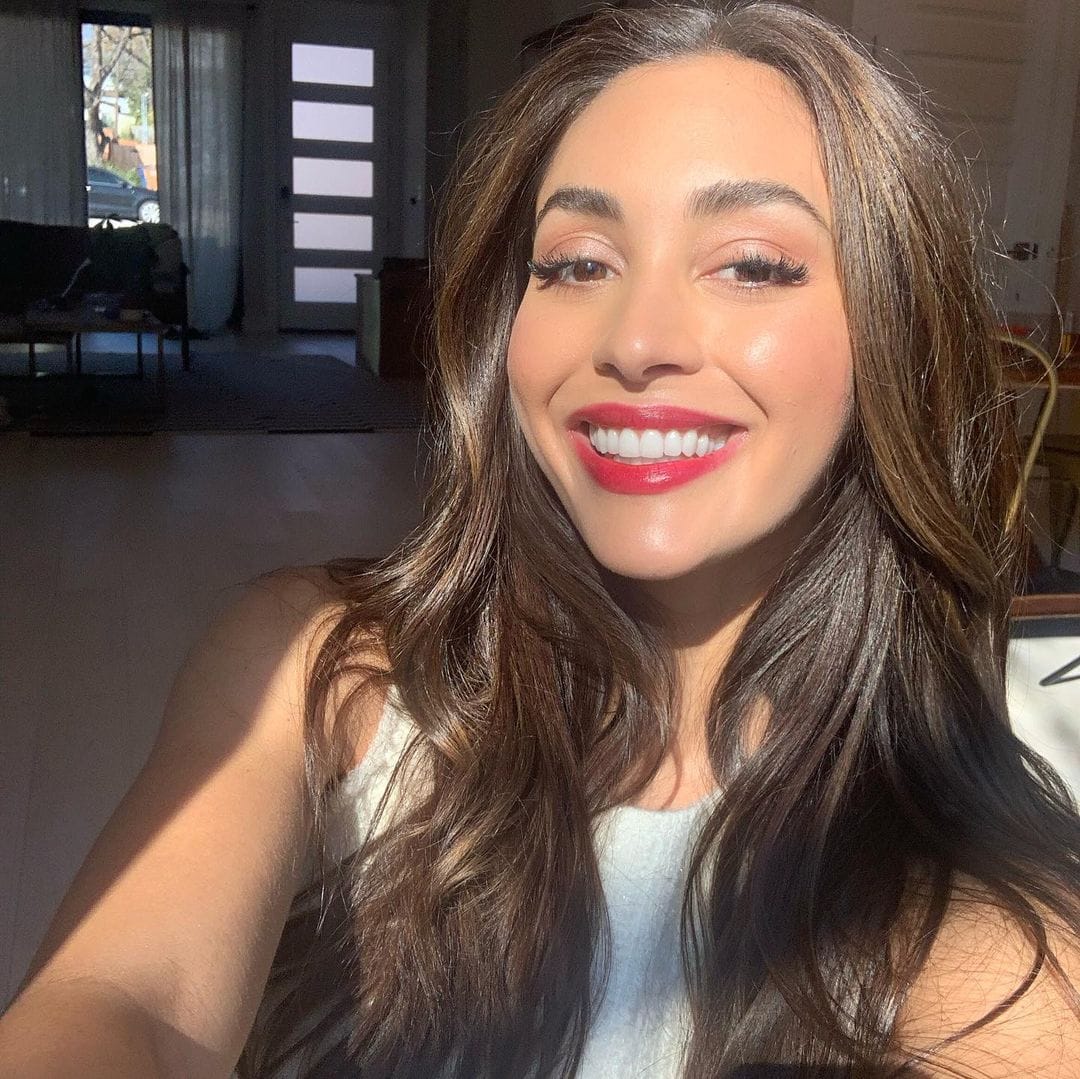 Picture of Lindsey Morgan