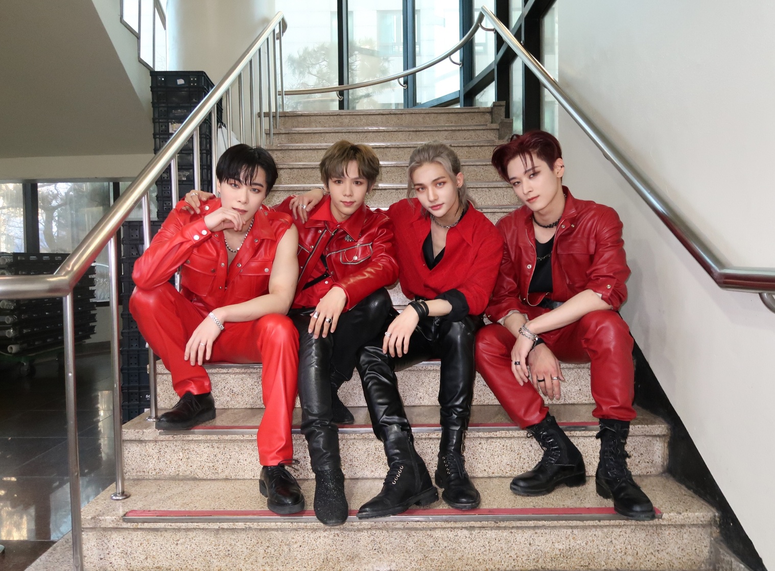 Hyun-Jin Hwang Hyun-Jin Hwang