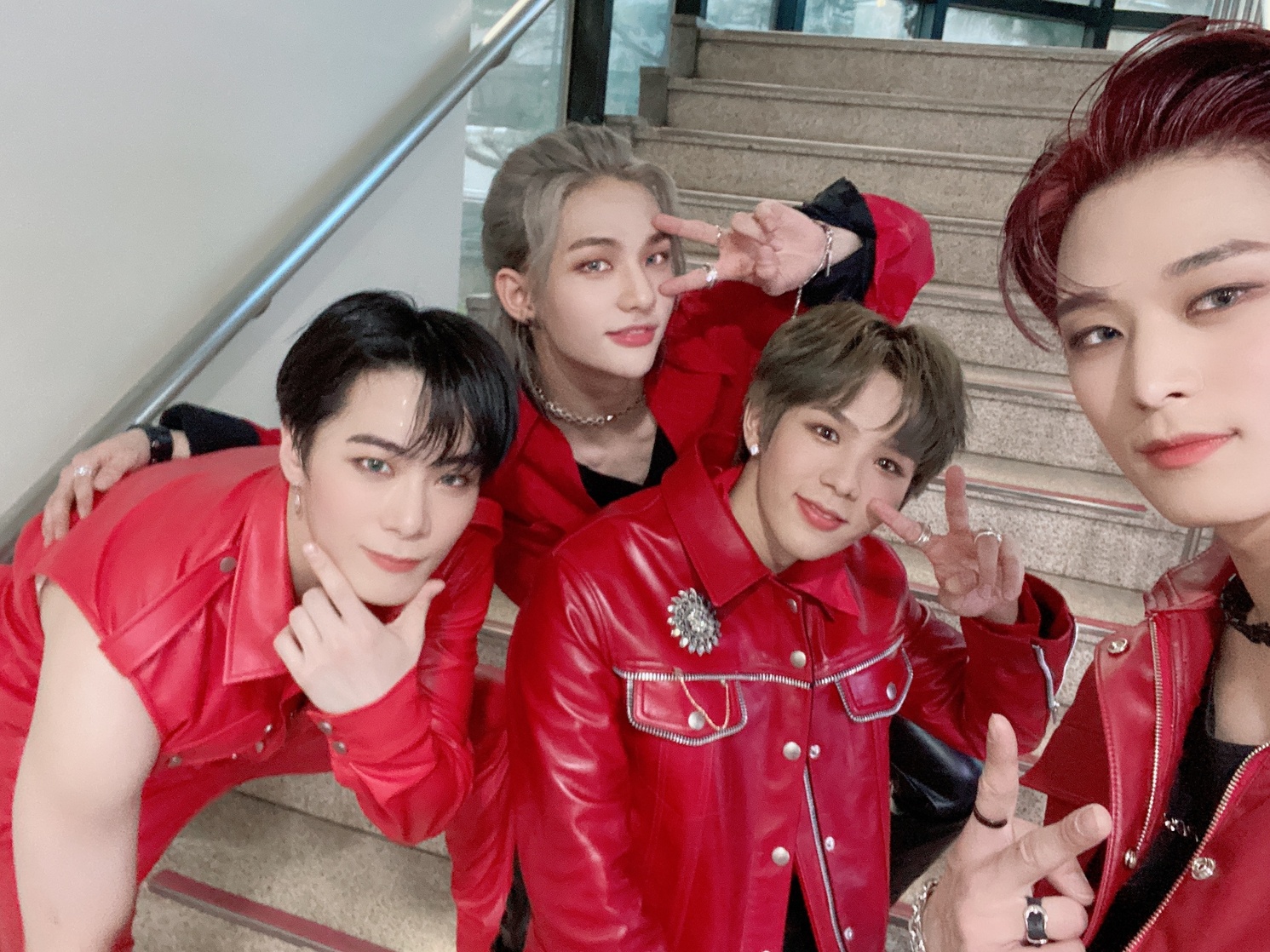Hyun-Jin Hwang Hyun-Jin Hwang