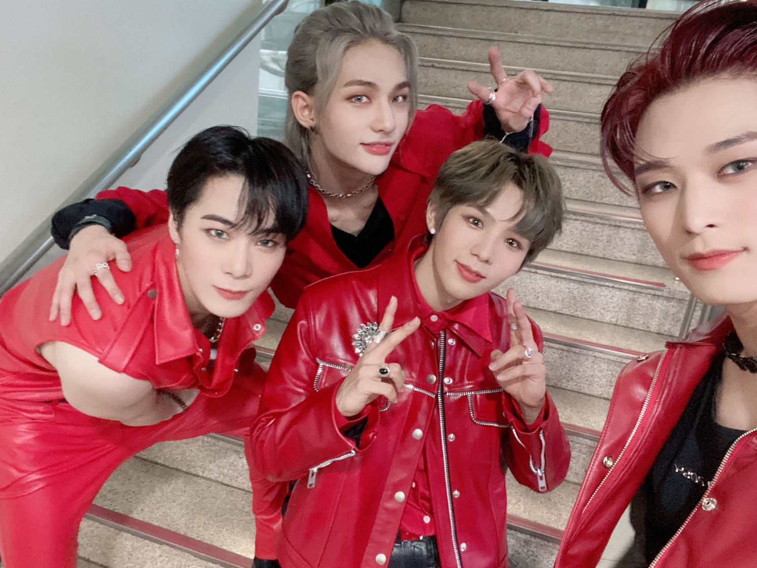 Hyun-Jin Hwang Hyun-Jin Hwang