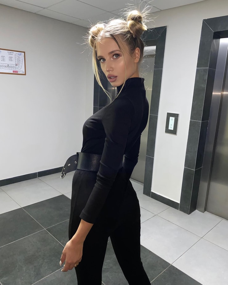 Polina Malinovskaya image