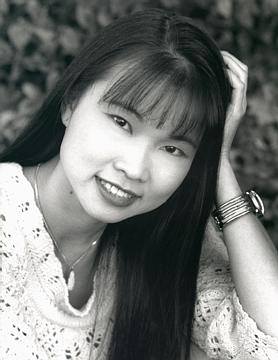 Thuy Trang image