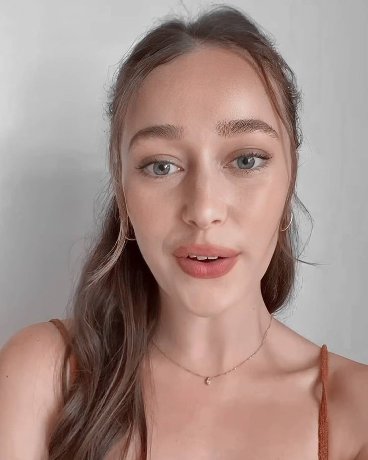 Alycia Debnam Carey picture