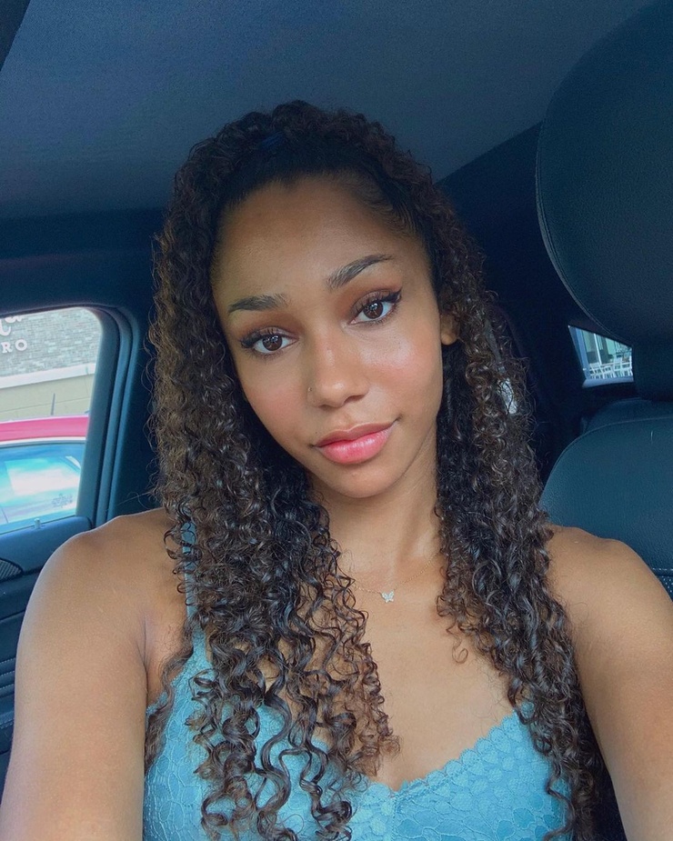Image of Chloe Foster II
