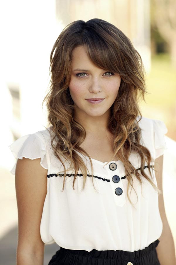 Rebecca Breeds Image