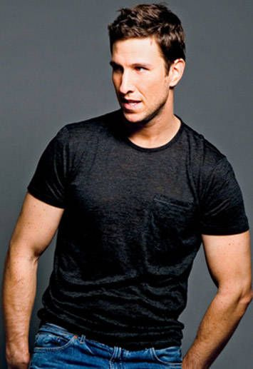 Picture of Pablo Schreiber