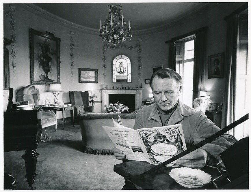 John Mills