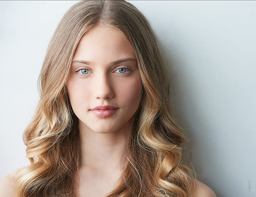 Nicole Volossetski