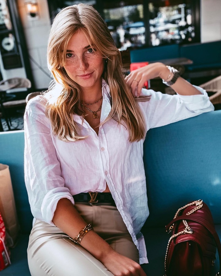 Annelie In 't Hout image