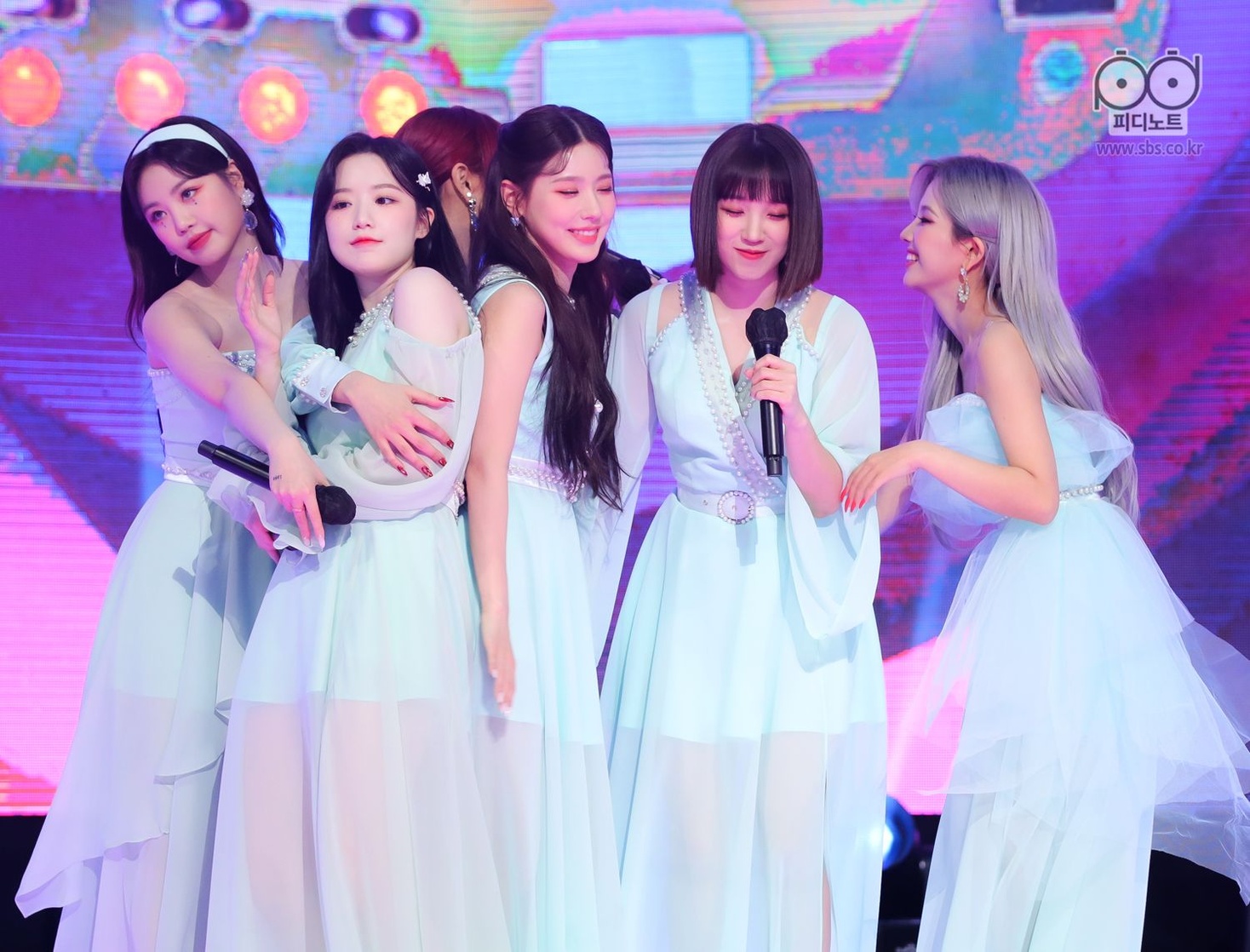 (G)I-dle