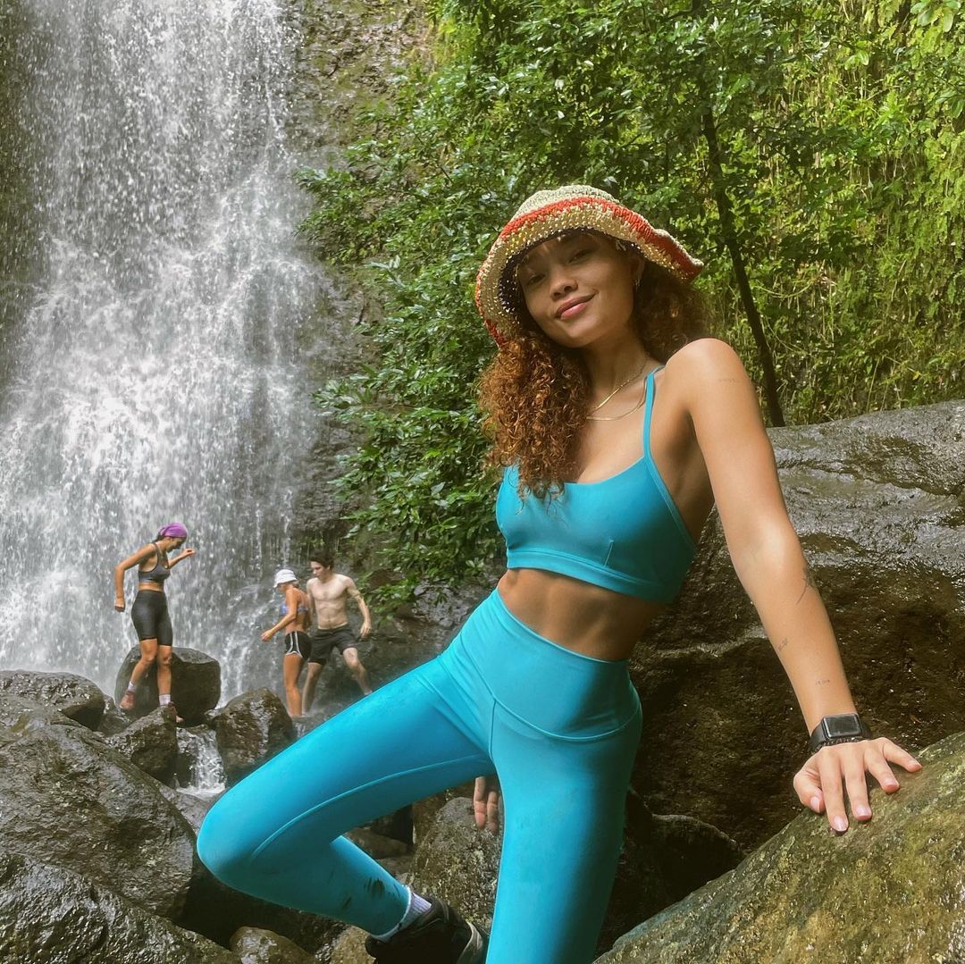 Ashley Moore (2)