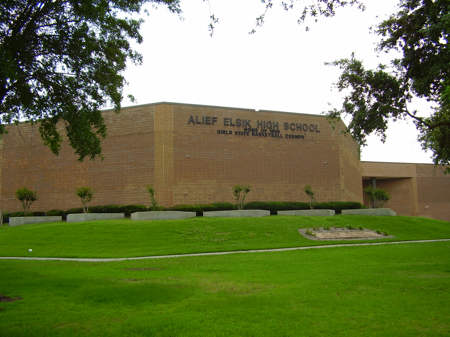 Picture Of Alief Elsik High School