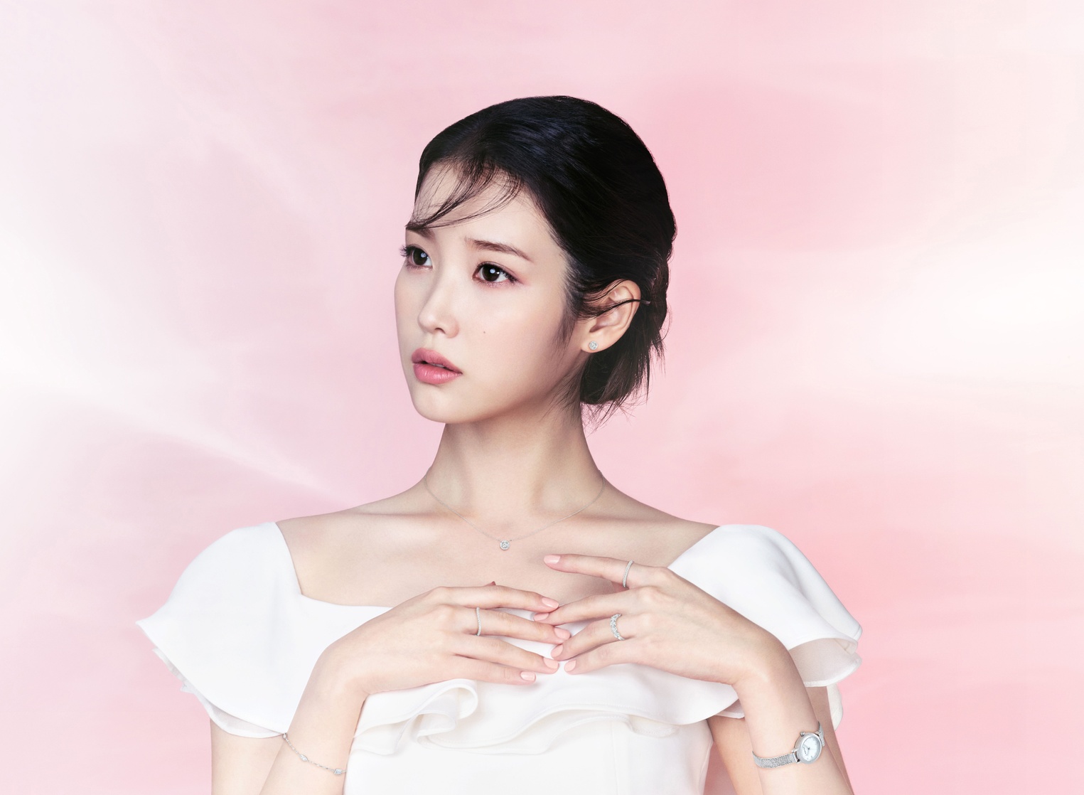 IU IU