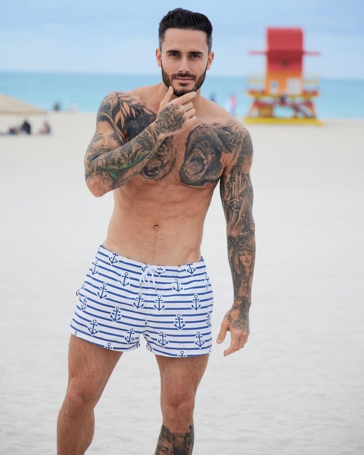 Mike Chabot онлифанс