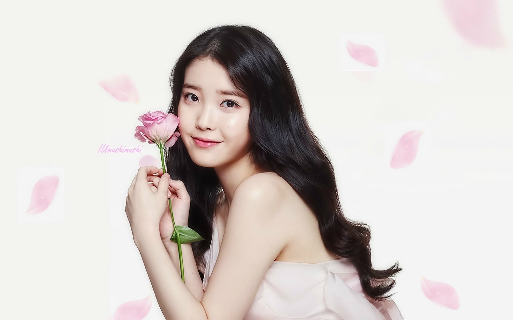 IU