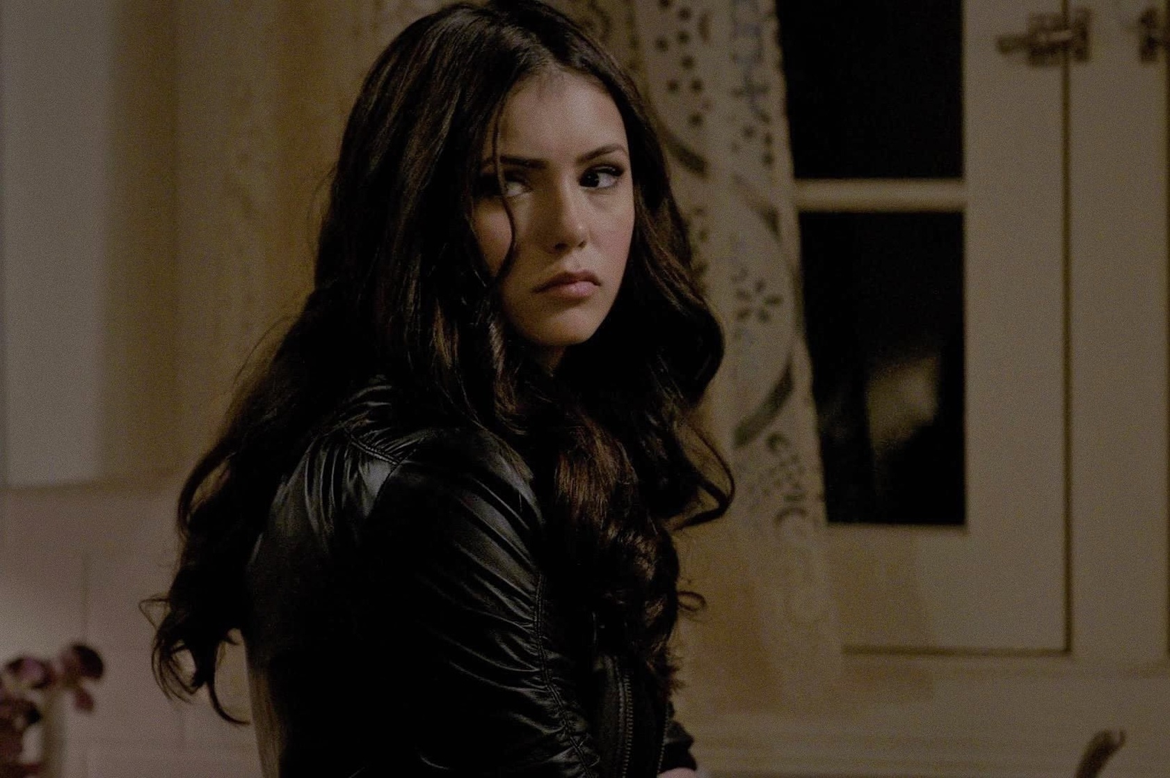 Nina Dobrev