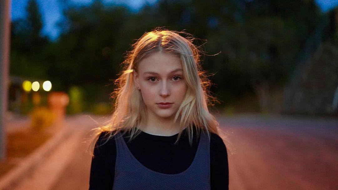 Alyvia Alyn Lind