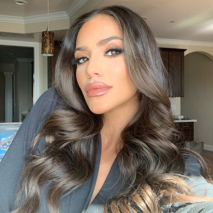 Picture of Giuliana Ava