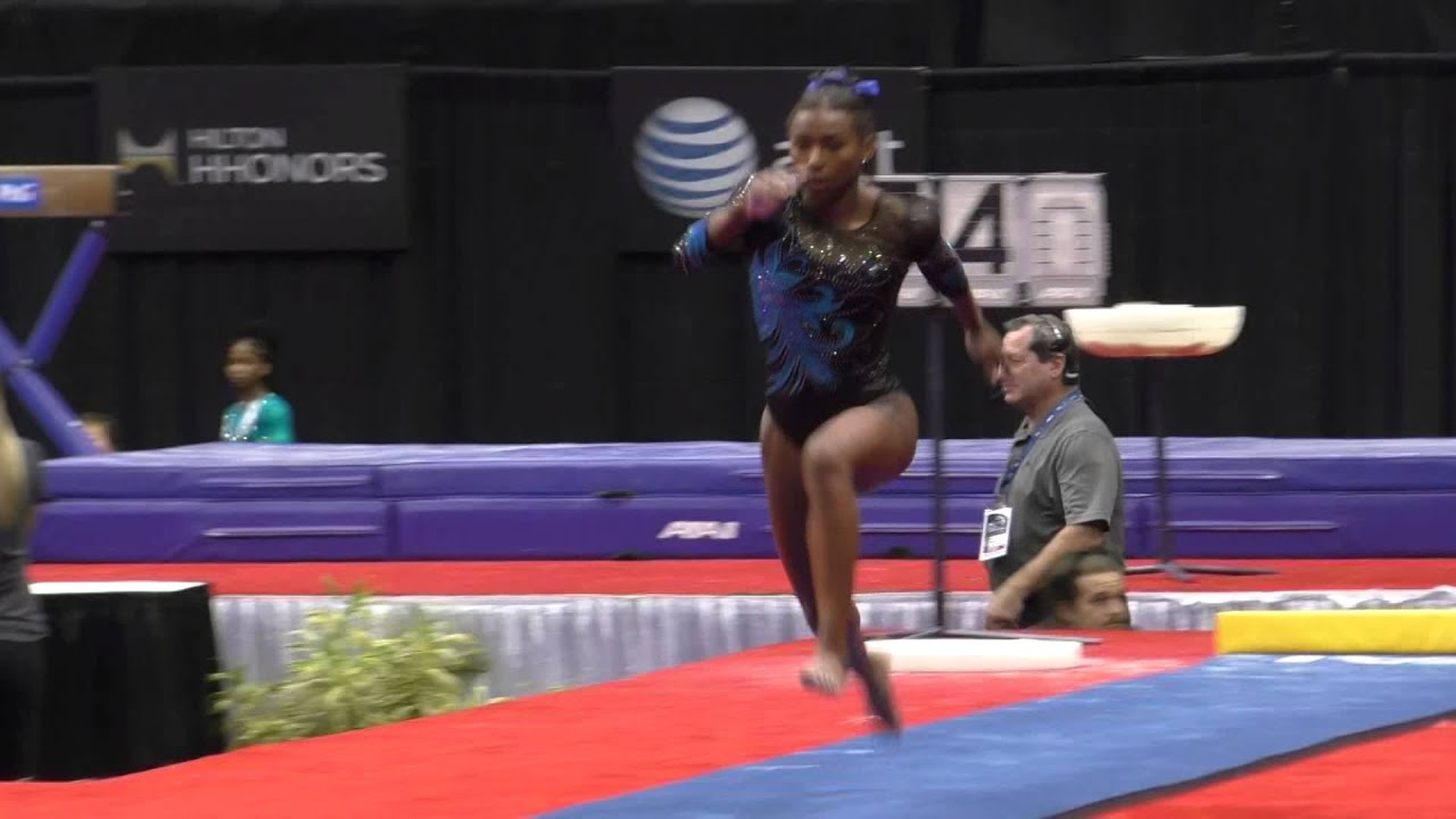 Nia Dennis