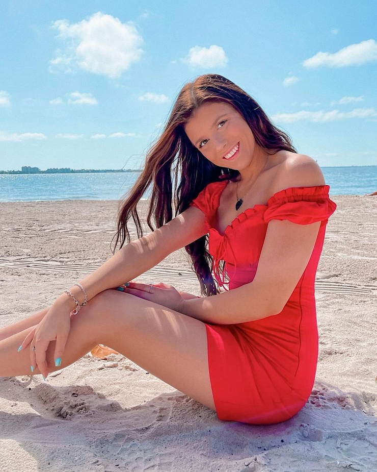 Mariah Covarrubias image