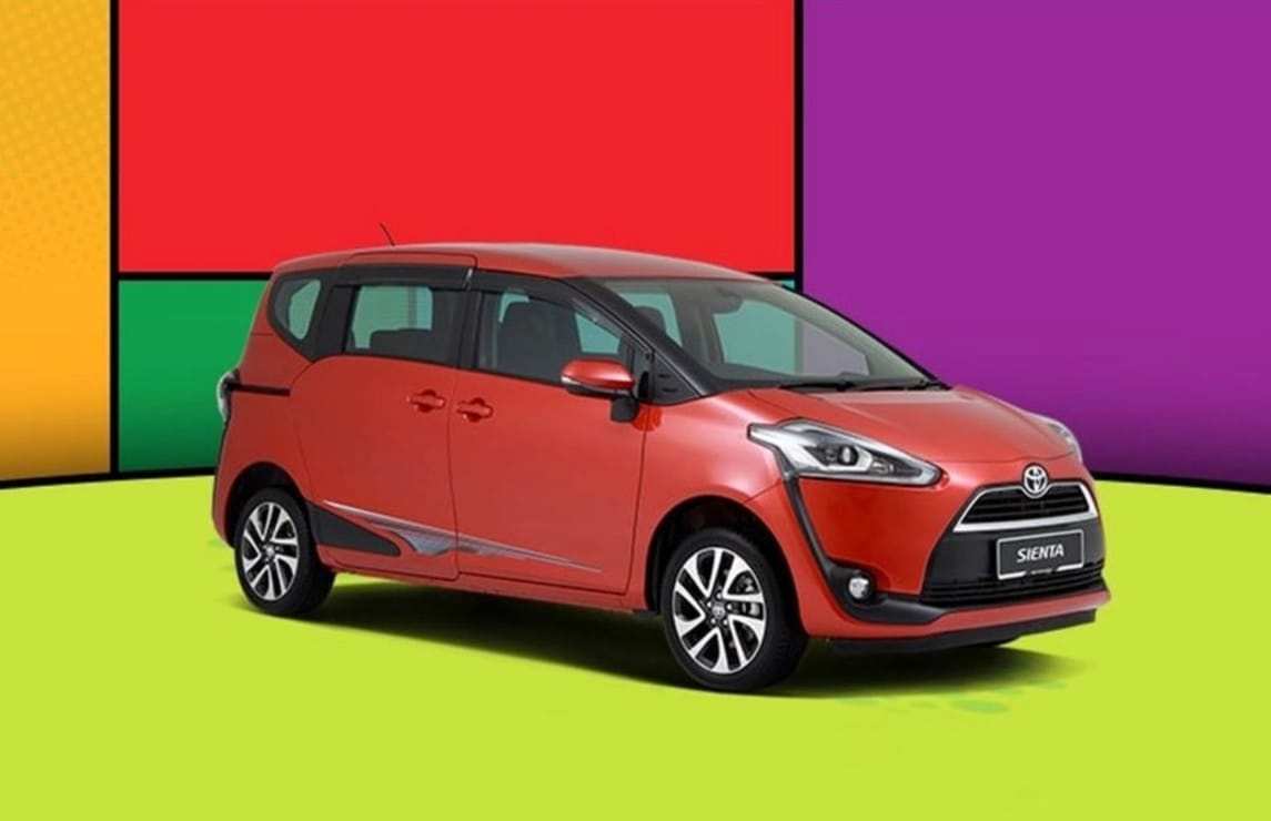 toyota-sienta