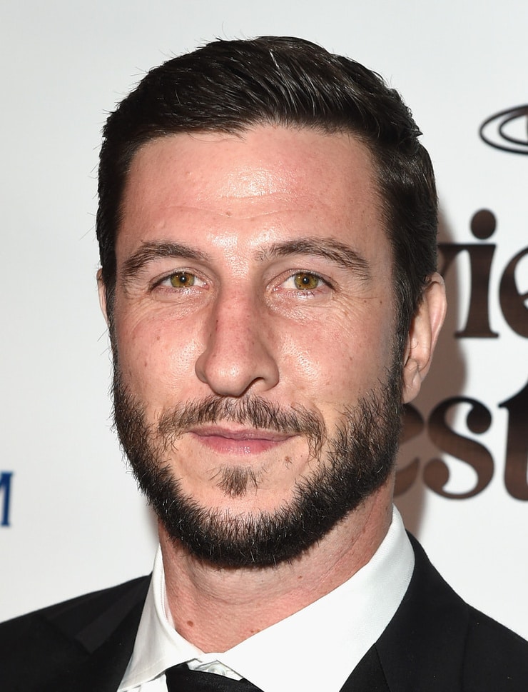 Pablo Schreiber picture