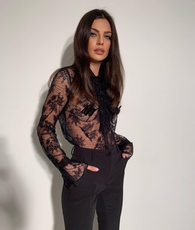 Alba Vejseli 