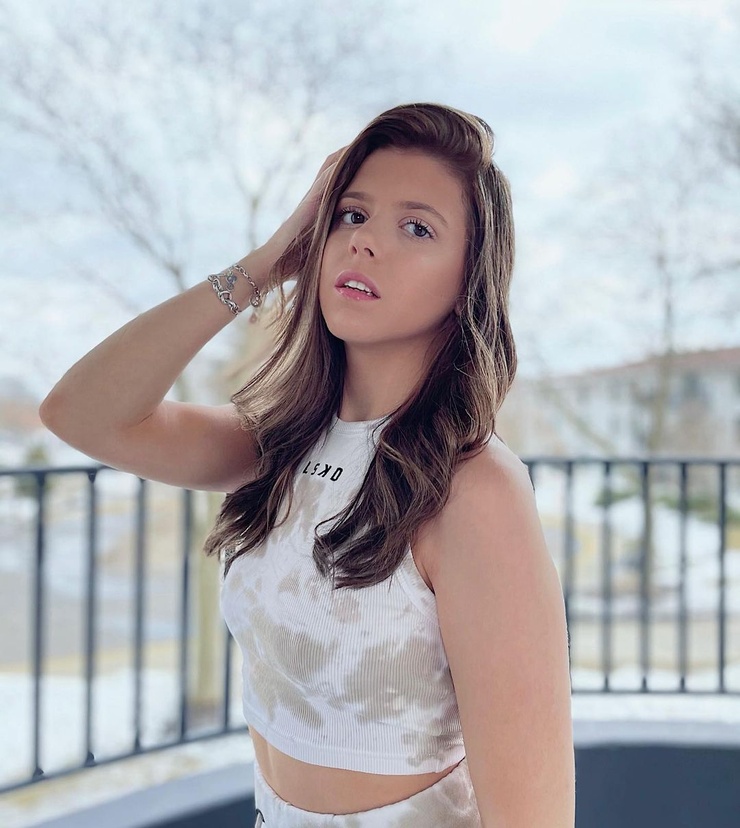 Mariah Covarrubias image