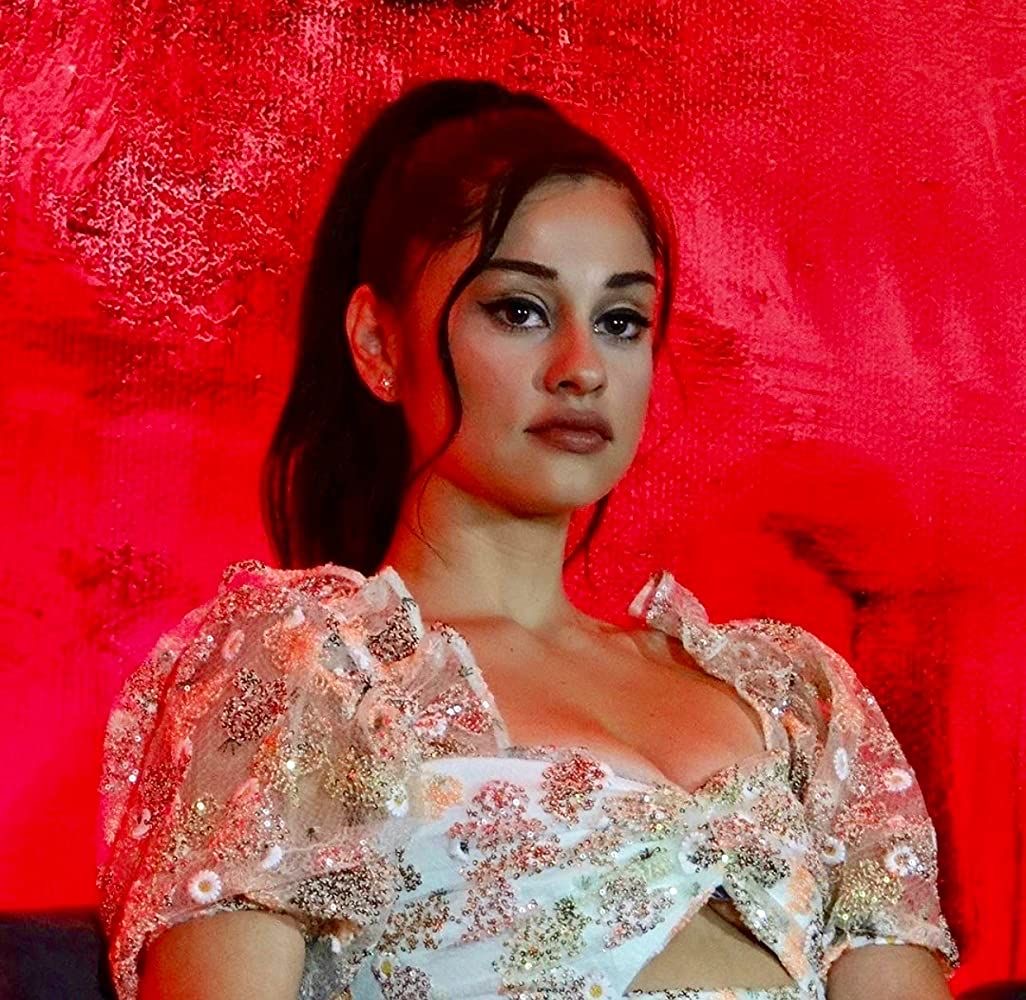 Yvette Monreal