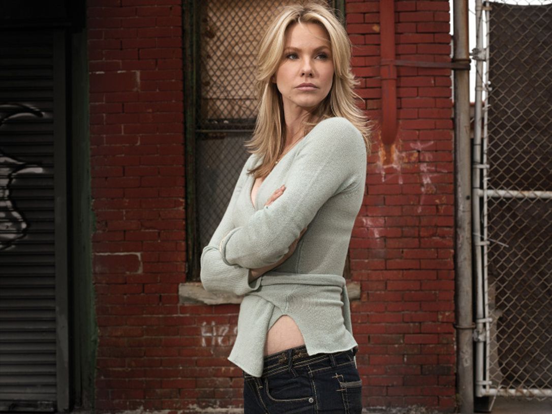 Andrea Roth Andrea Roth