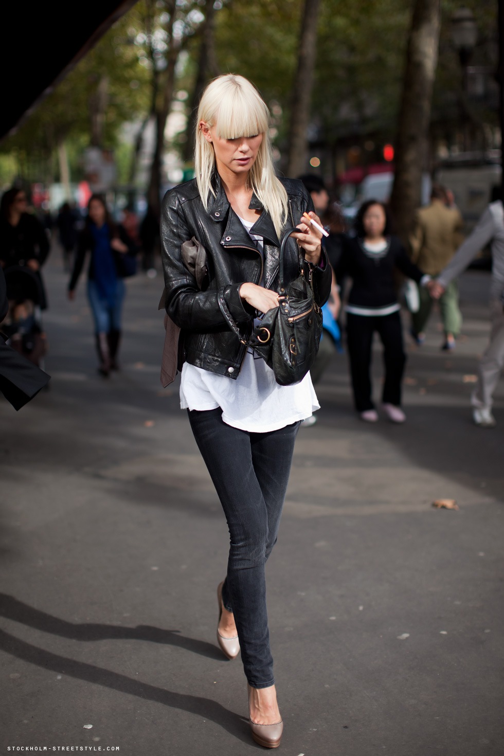 Picture of Dewi Driegen, image size:980x1470