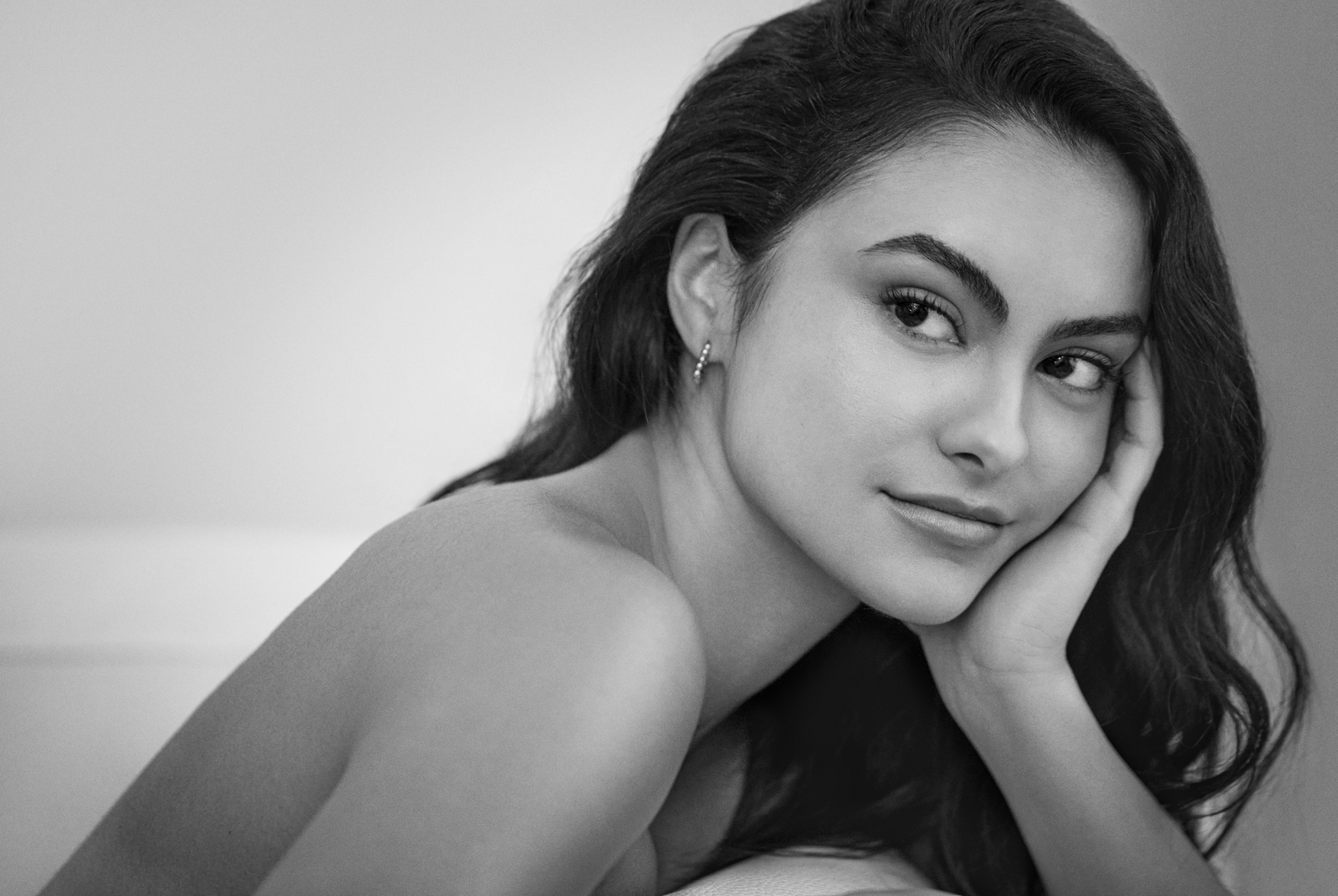 Camila Mendes