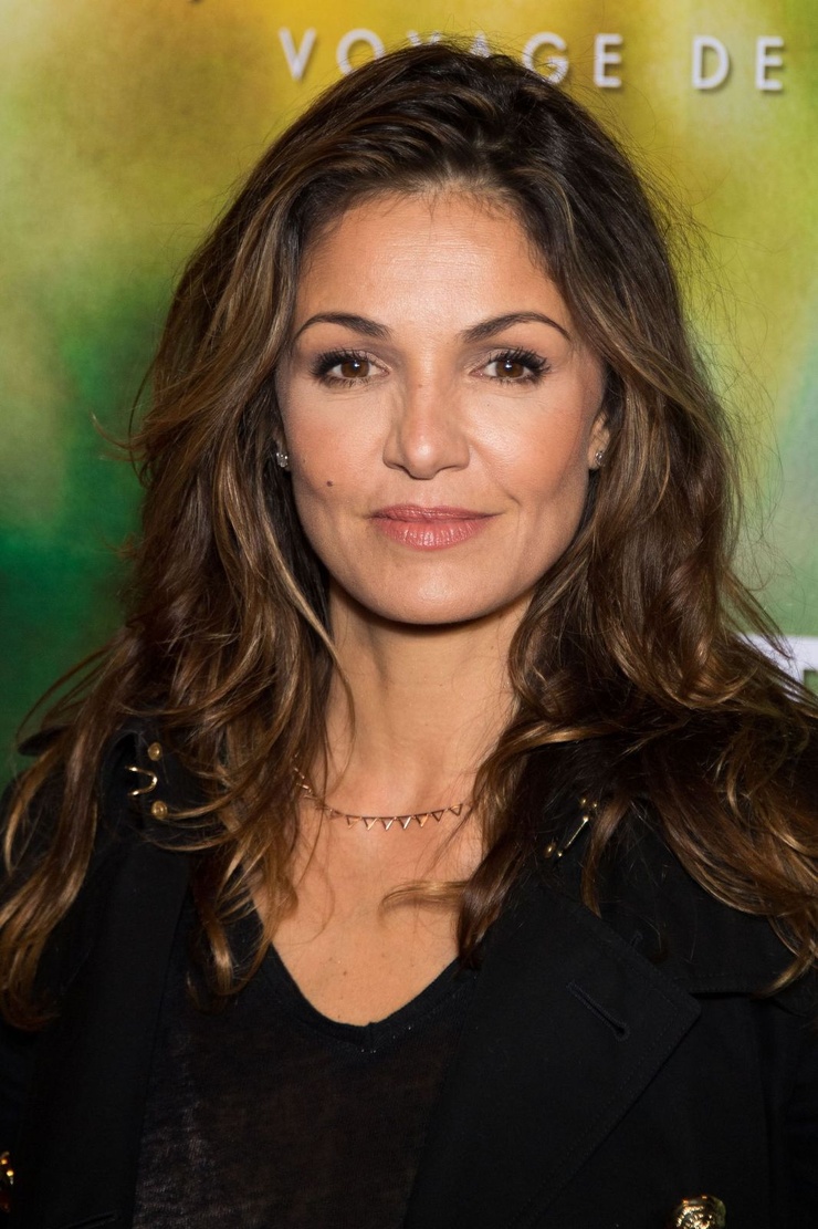 Image of Nadia Farès