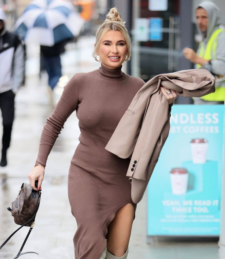 Picture Of Billie Faiers 