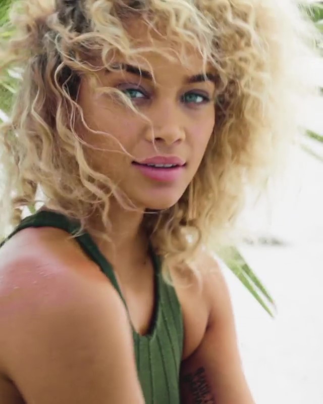 Picture of Jasmine Sanders