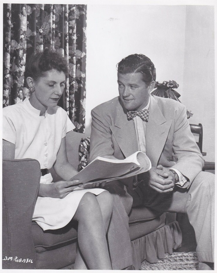 Lillian Mae Vedder, Dennis Morgan