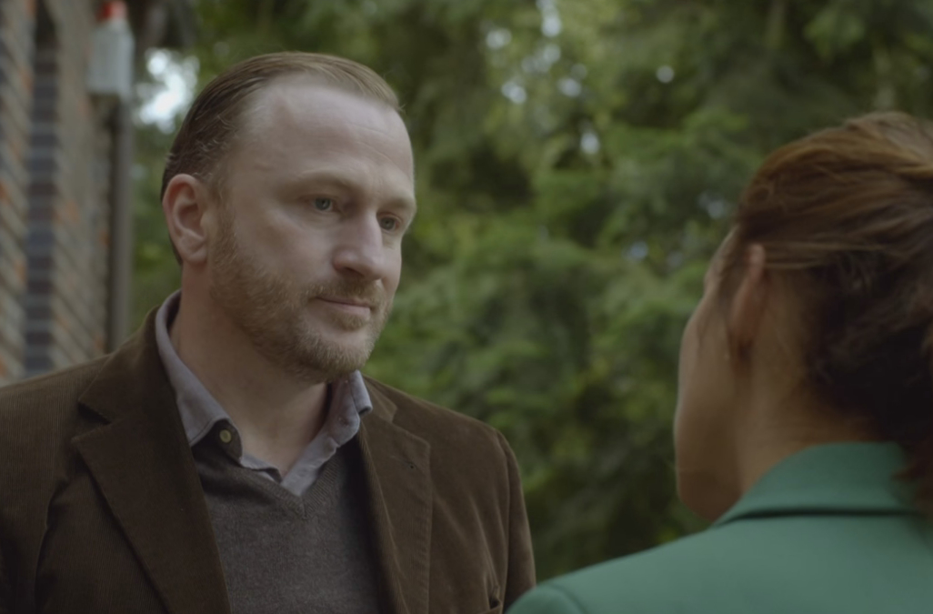 Asche zu Asche image