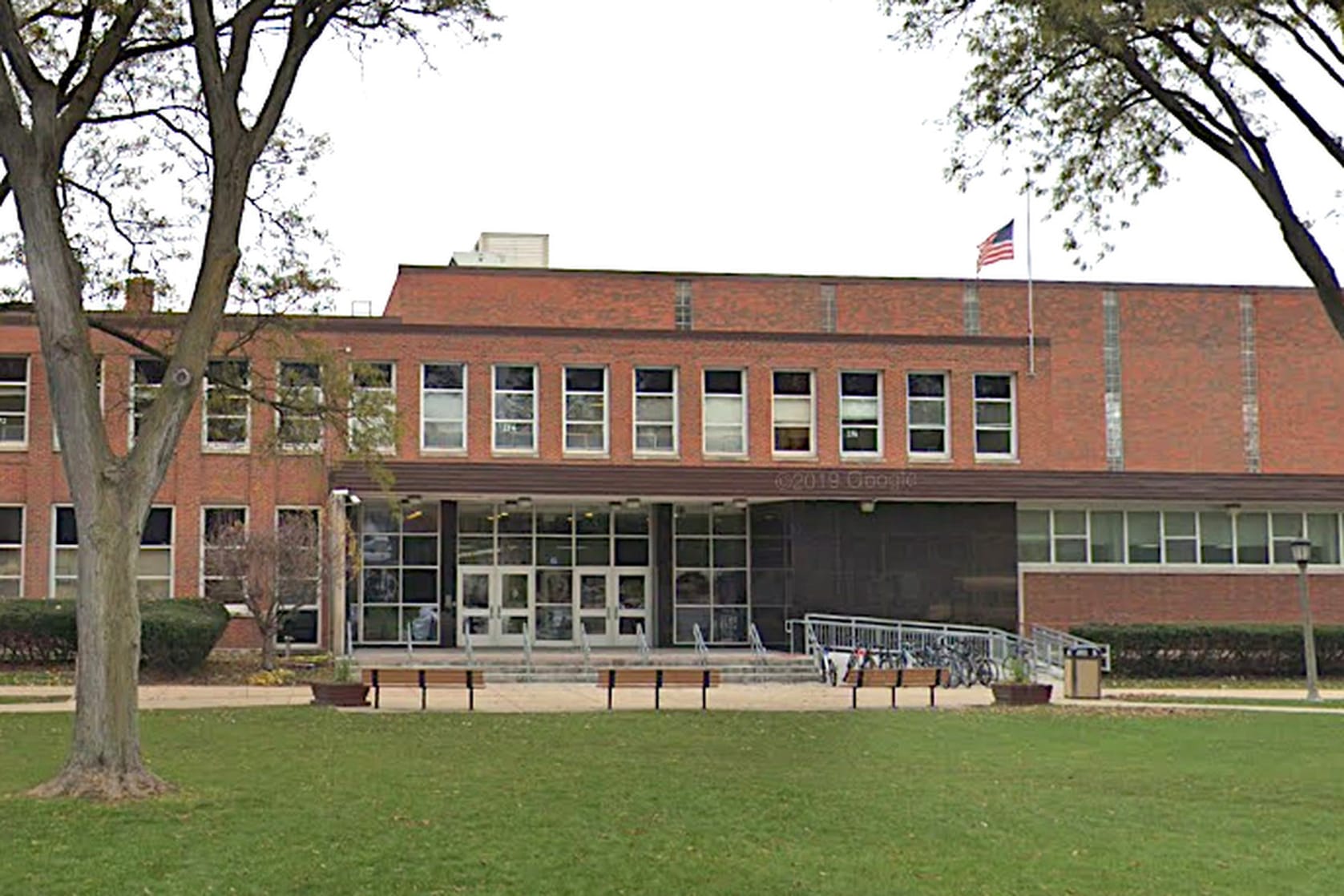 Picture Of Riverside Brookfield High School