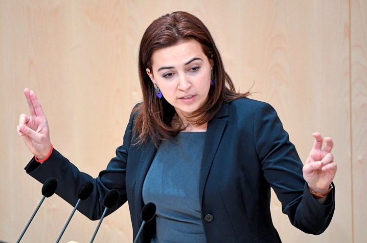 Alma Zadić