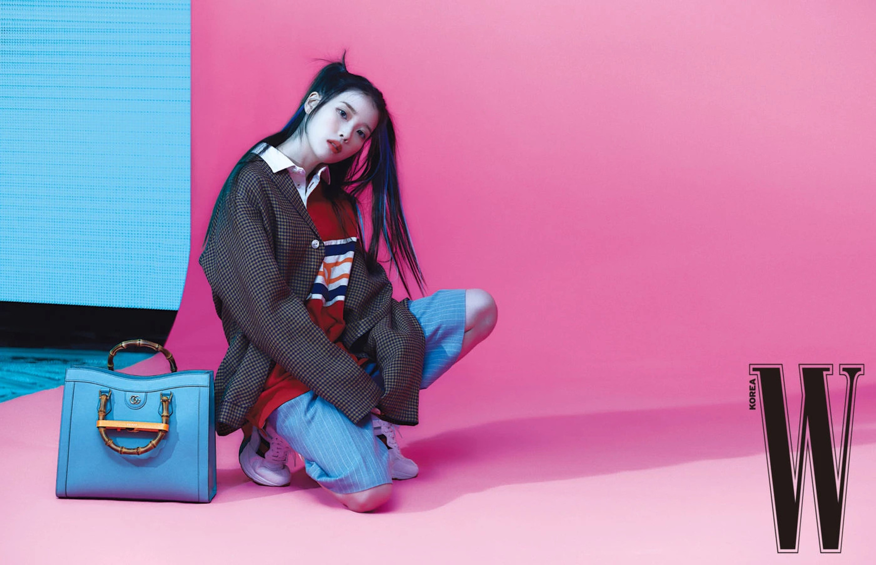 IU