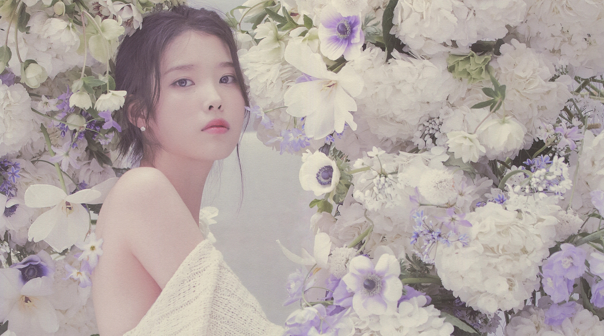 IU