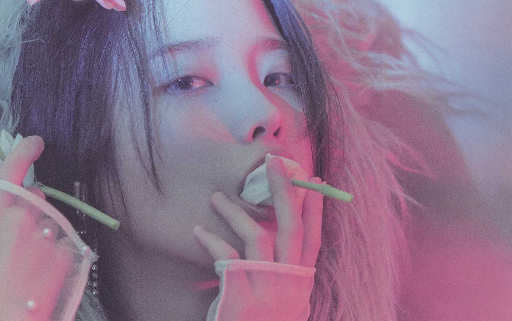 IU